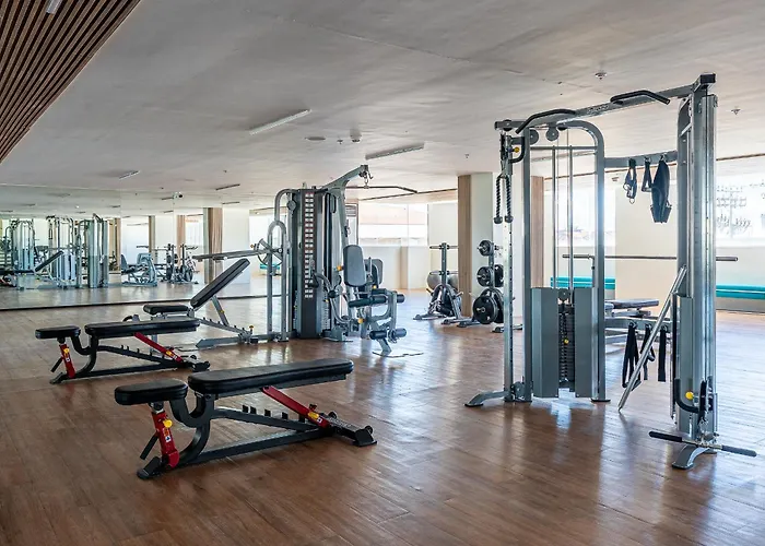 Aparthotel Bright And Stylish With Pool View And Balcony 4*